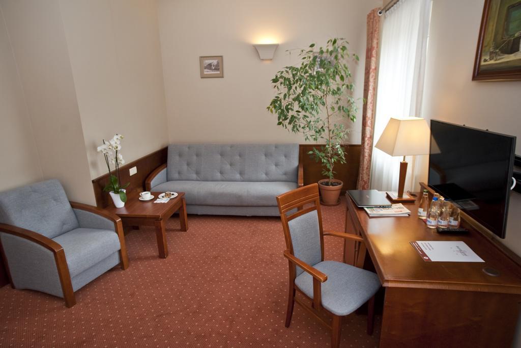 Eurohotel Swarzędz Exterior foto